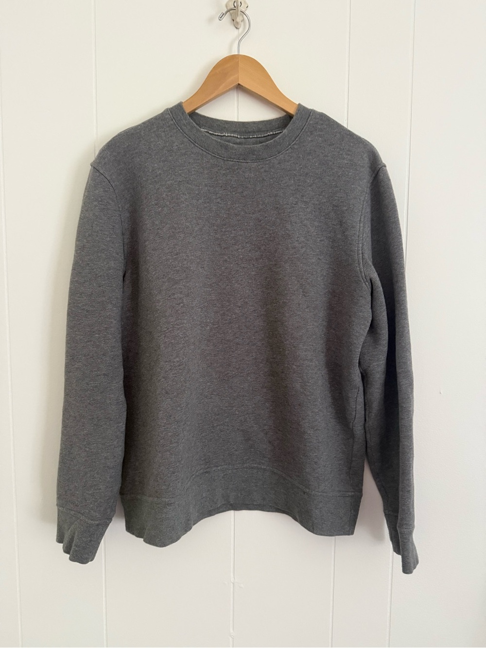 Banana Republic Gray Crewneck Sweatshirt